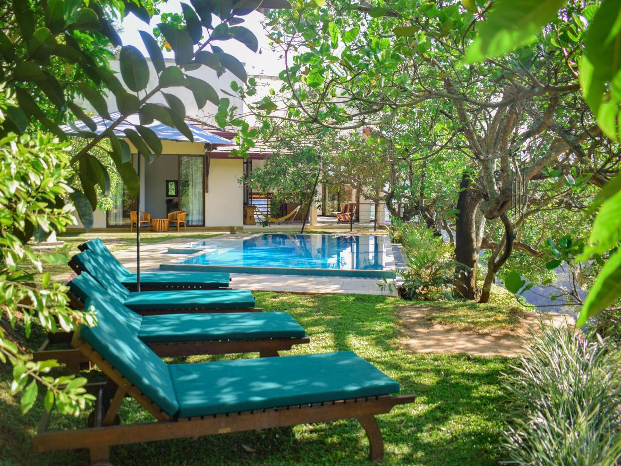 Aqua Dunhinda Villa Kandy Exterior photo