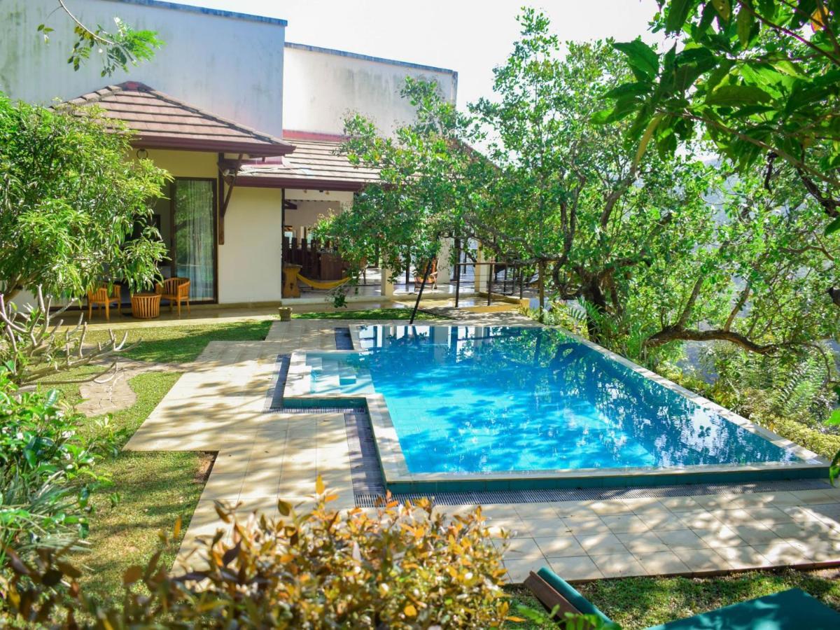Aqua Dunhinda Villa Kandy Exterior photo